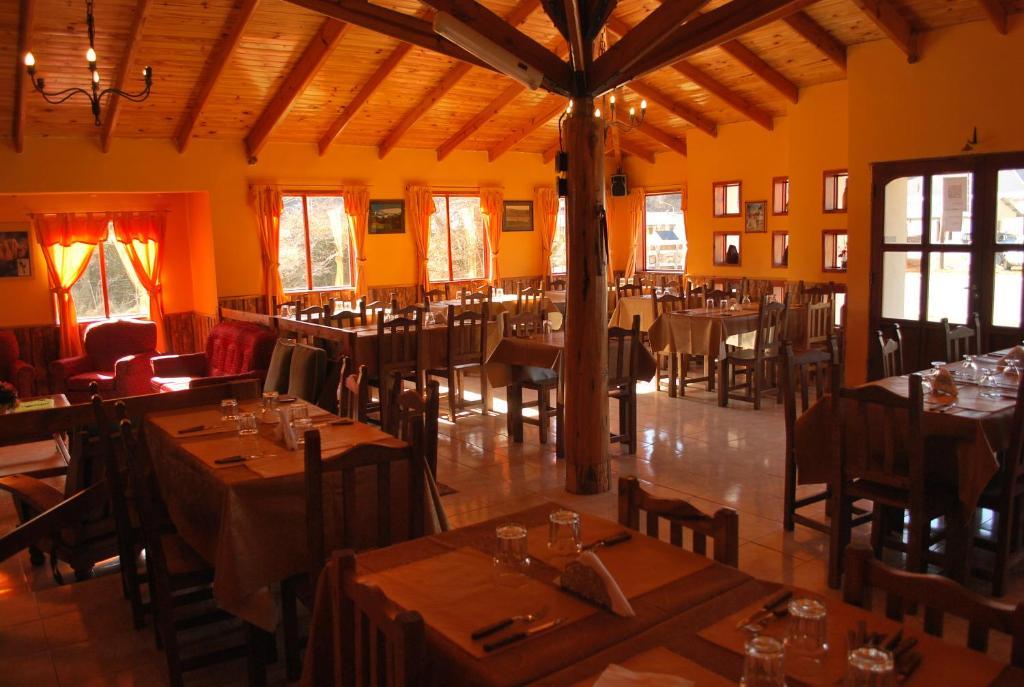 Hosteria Los Nires El Chalten Exterior photo